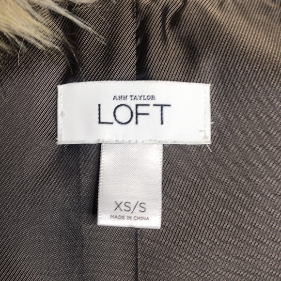 LOFT faux fur cropped vest - Picture 3 of 4